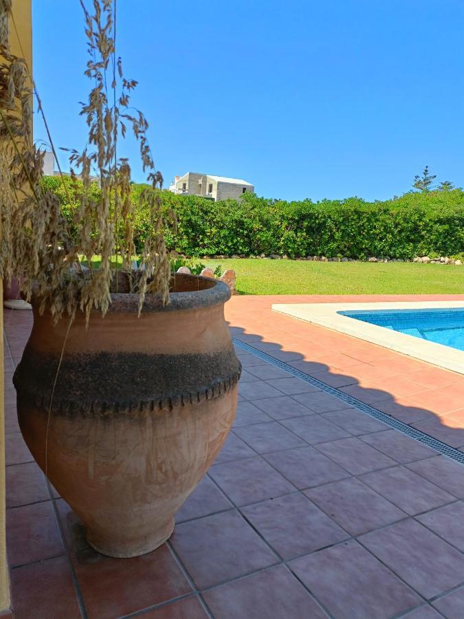 Villa Vega Relax En El Paraiso Es Mercadal Eksteriør billede