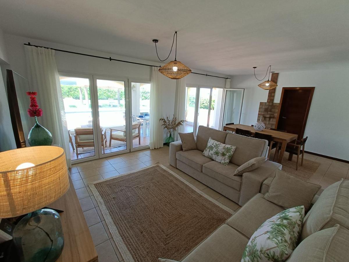Villa Vega Relax En El Paraiso Es Mercadal Eksteriør billede
